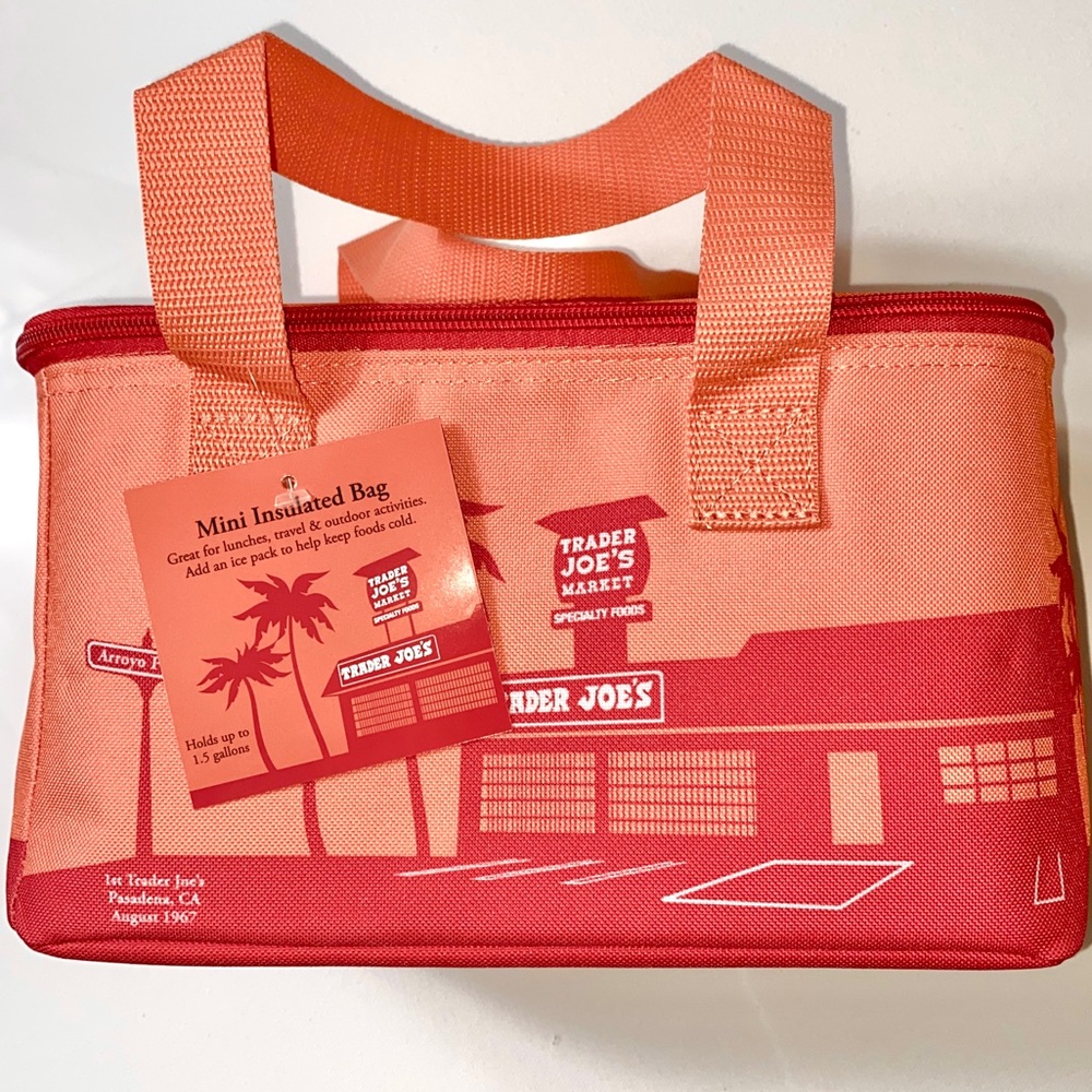 NWT Trader Joe’s Set of 2 MINI BLUE & MINI PEACH Insulated Cooler Bags. - Picture 3 of 10